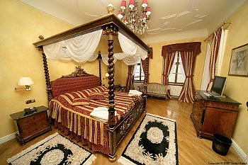 Alchymist Suite - bedroom